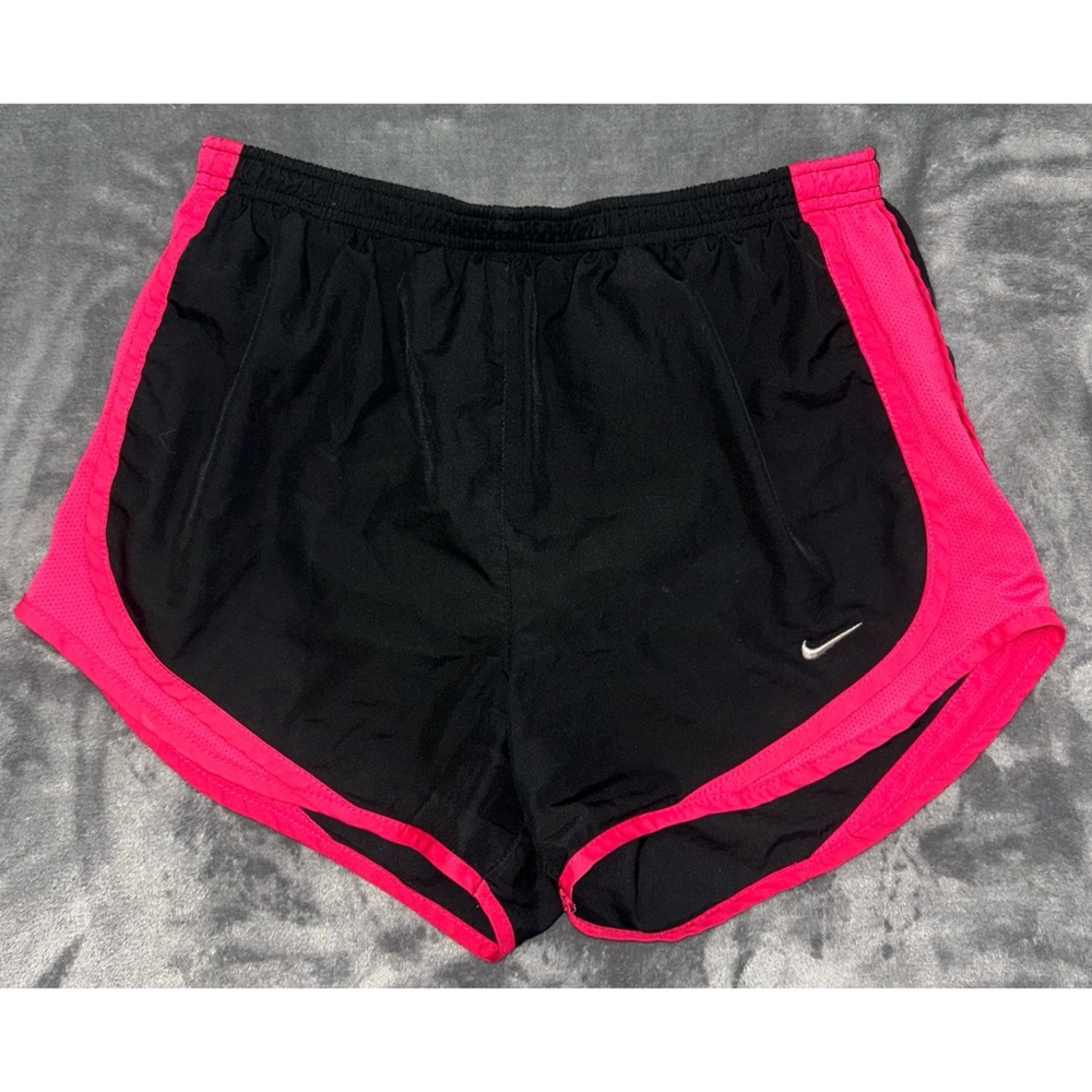 🩷🖤 Nike Dri-Fit Athletic Shorts